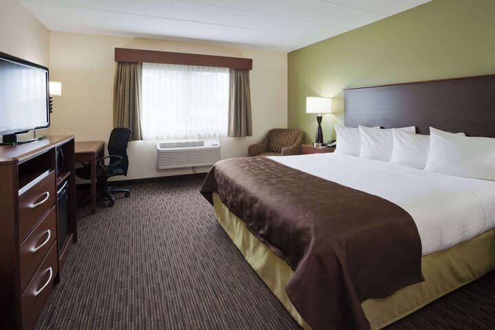 Room 14 of 25