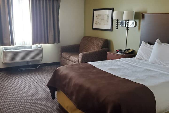 Room 7 of 25
