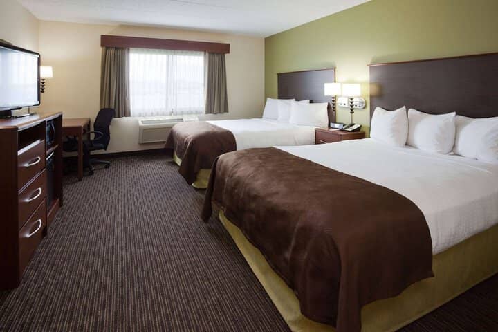 Room 13 of 25